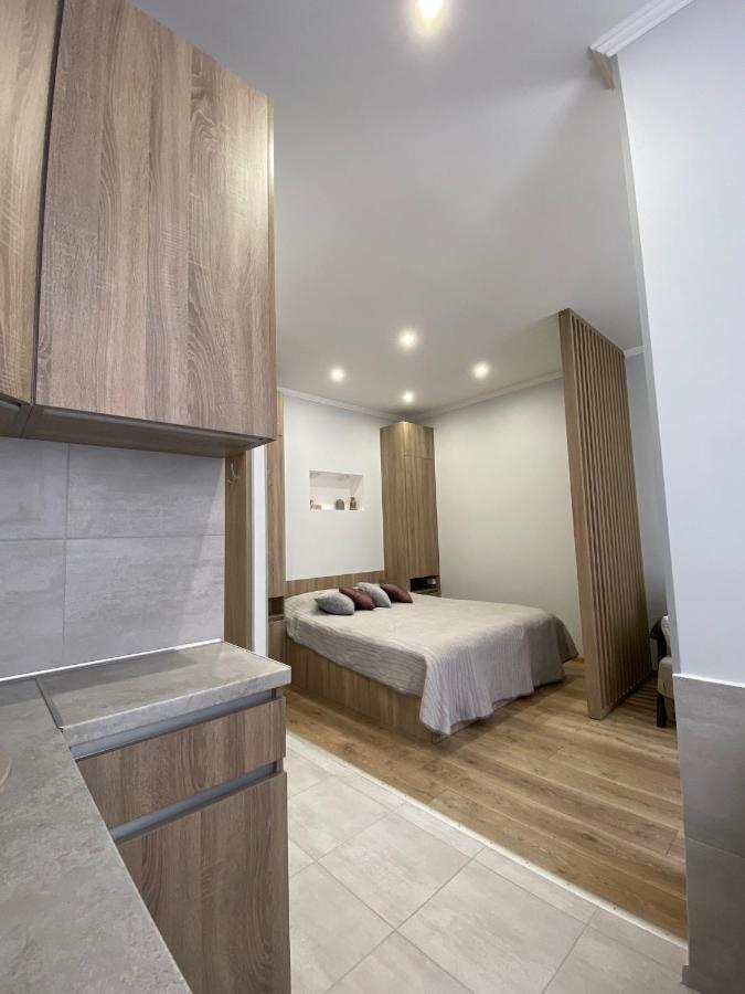 Homelike Apartment Lviv Exterior photo
